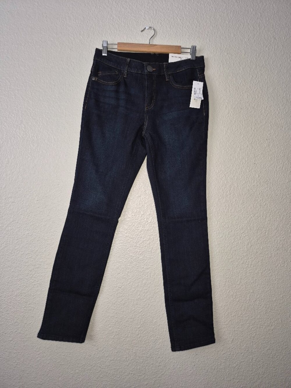 Christopher And Banks Women's Dark Wash Modern Fit Tapered Leg Jeans Size: 6 Ave